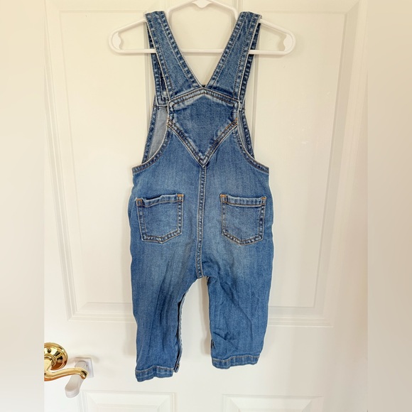 Old Navy Denim Jean Overalls Size - 18-24 months - Picture 2 of 4